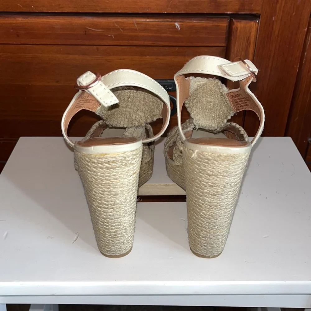 Lucky Brand Wedge Heels